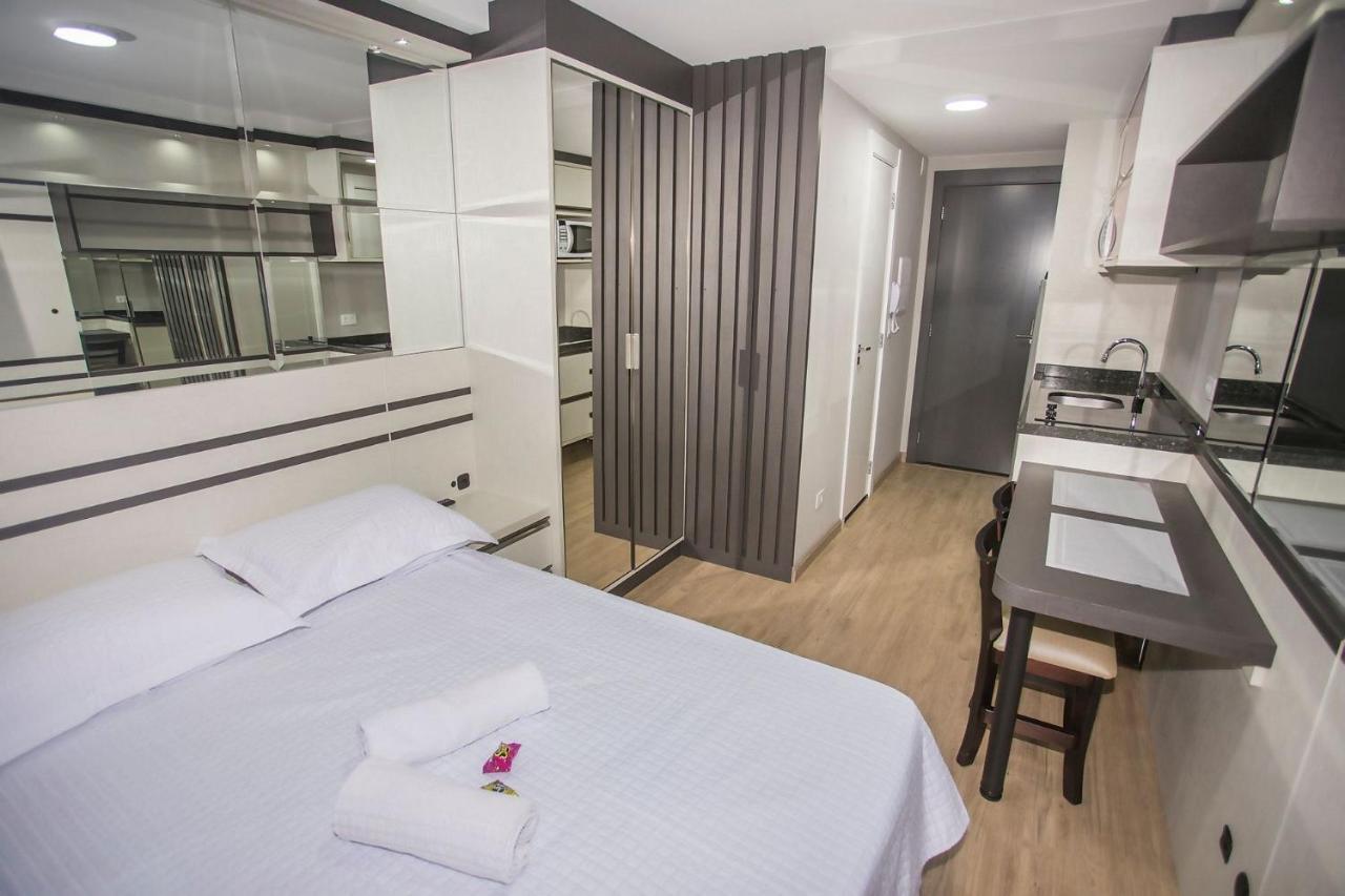 Studio Moderno No Centro De Curitiba - All1206 Екстер'єр фото
