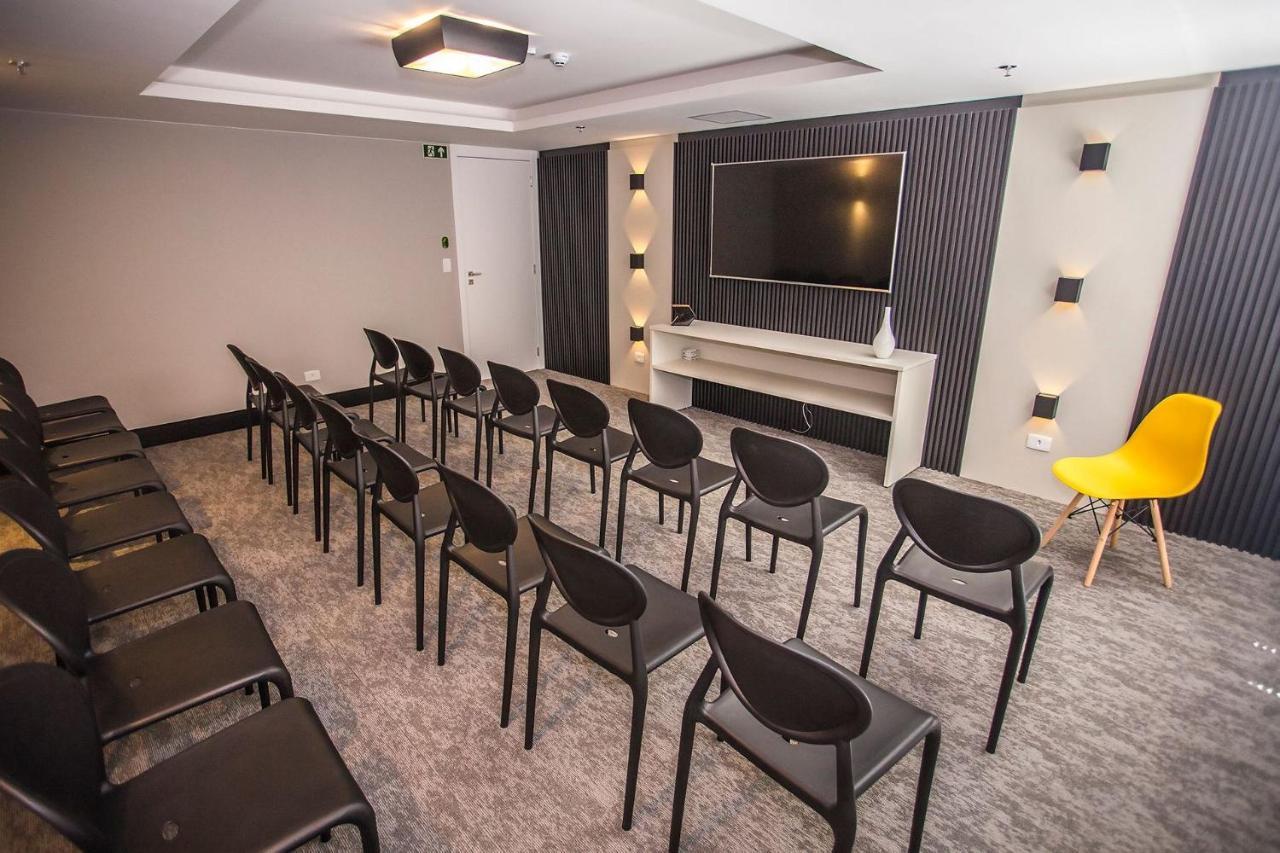 Studio Moderno No Centro De Curitiba - All1206 Екстер'єр фото